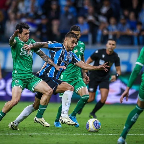  Grêmio e Juventude empatam em jogo movimentado na Arena do Grêmio