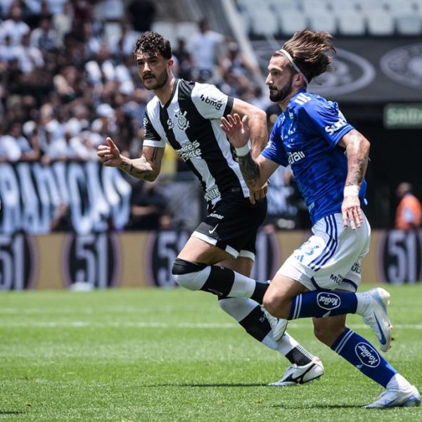 Corinthians vence reservas do Cruzeiro e abre sete pontos do Z4